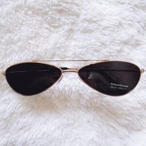 Cynthia Black w/ Gold Rims Aviator Sunglasses